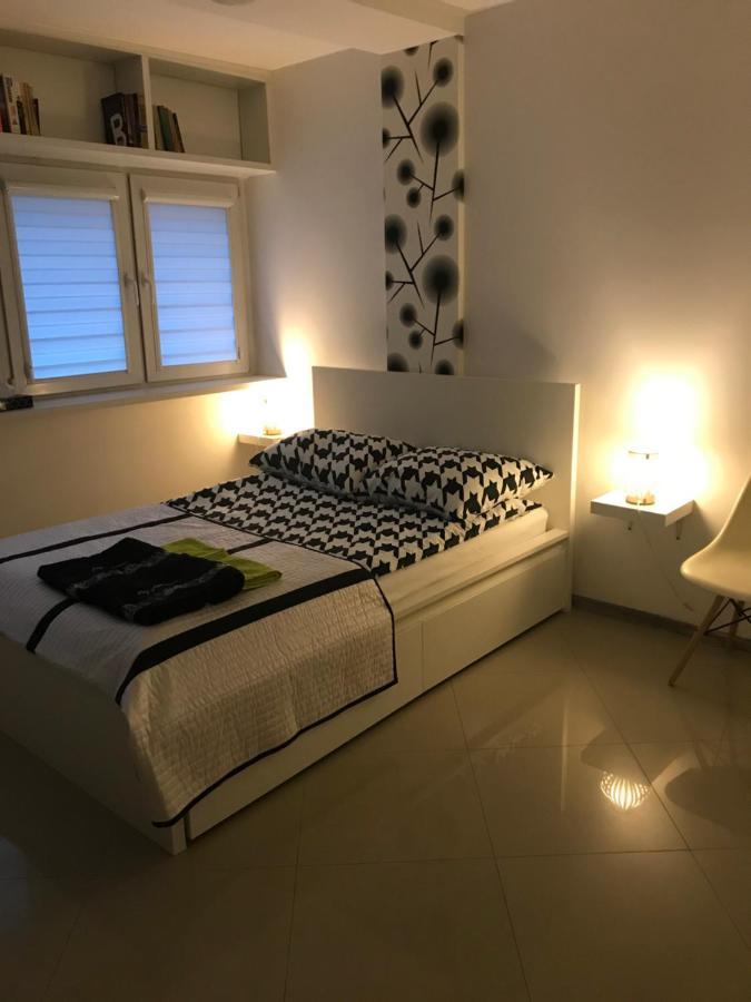 Kazimir Apartament Lodz ภายนอก รูปภาพ